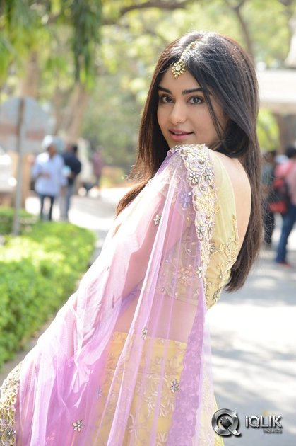 Adah-Sharma-at-Kshanam-Movie-Release-Press-Meet